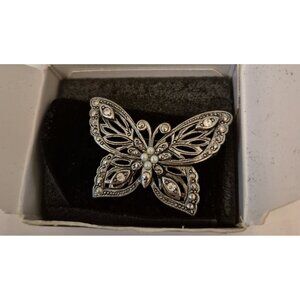 Vintage Avon 1996 Beautiful Butterfly  Faux Pearls Rhinestone Pin Brooch